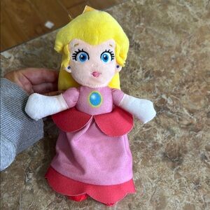 Super Mario Nintendo Princess Peach Plush Stuffed Doll 9” Toy 2024
